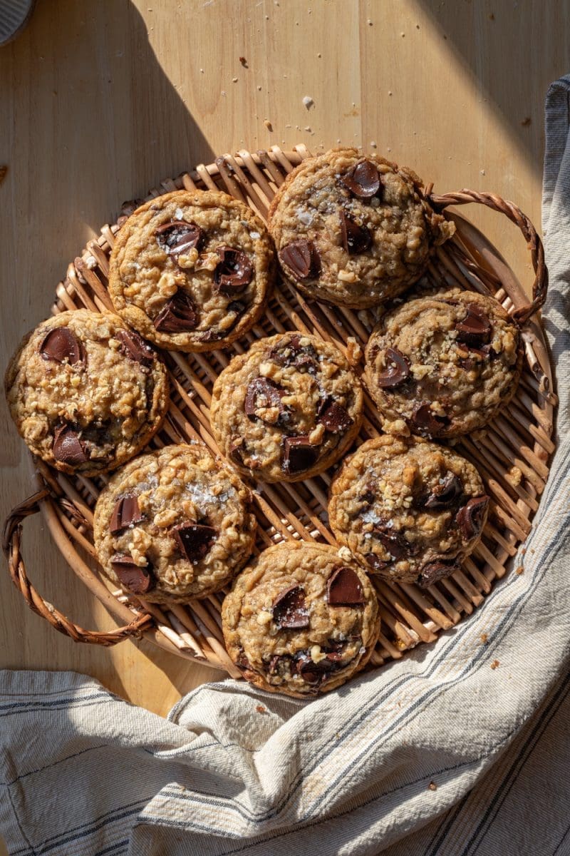 The banana bread chocolate chip cookies on a serving tray.