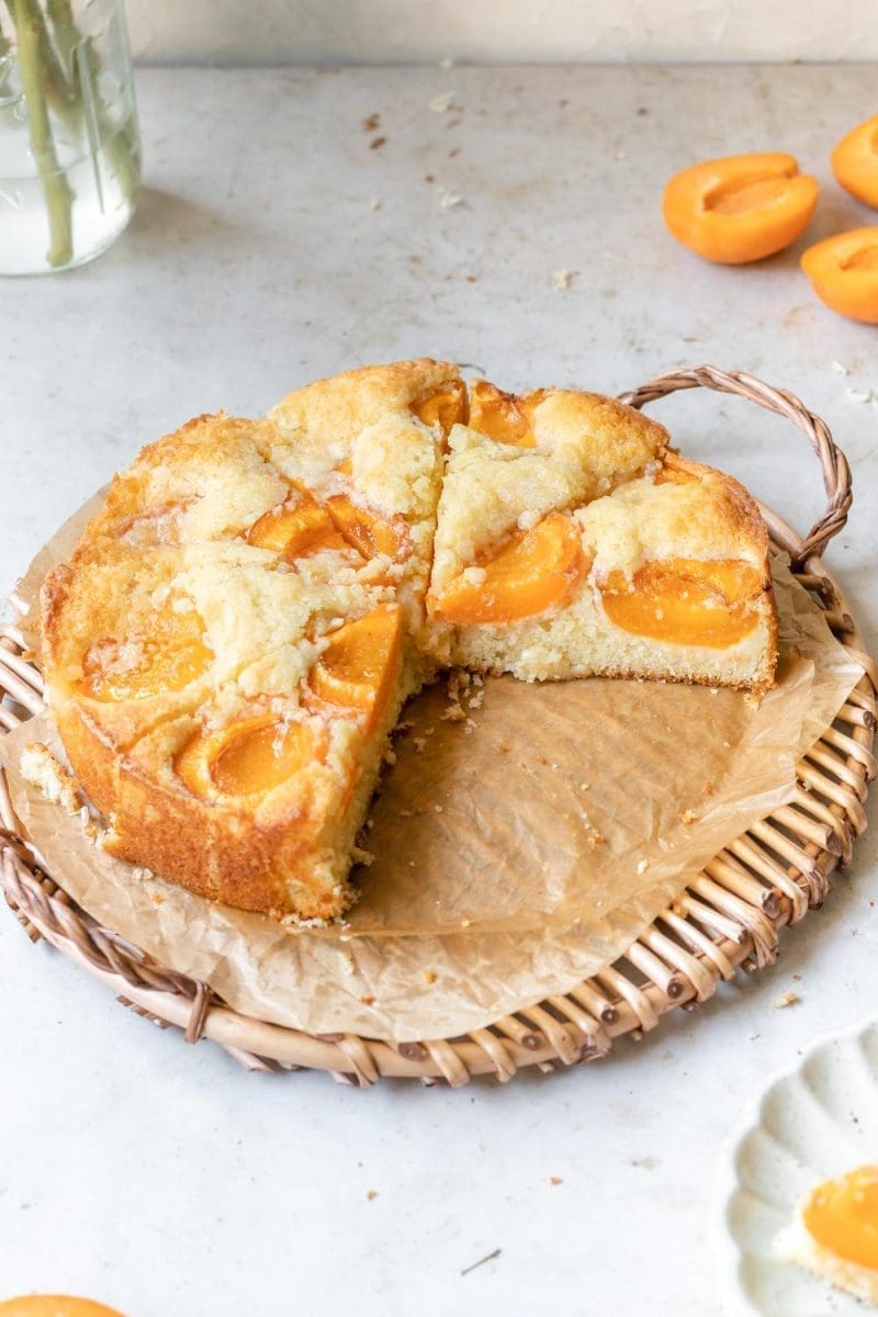 Apricot Cake