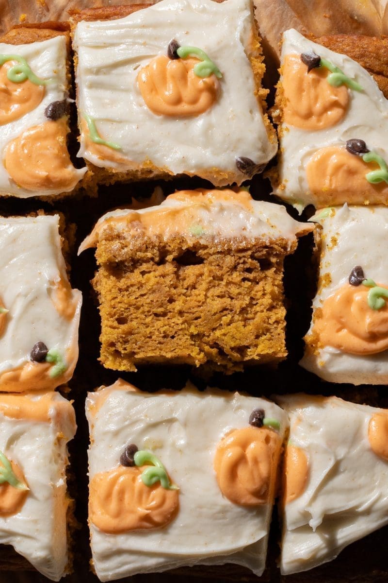 Pumpkin Spice Sheet Cake