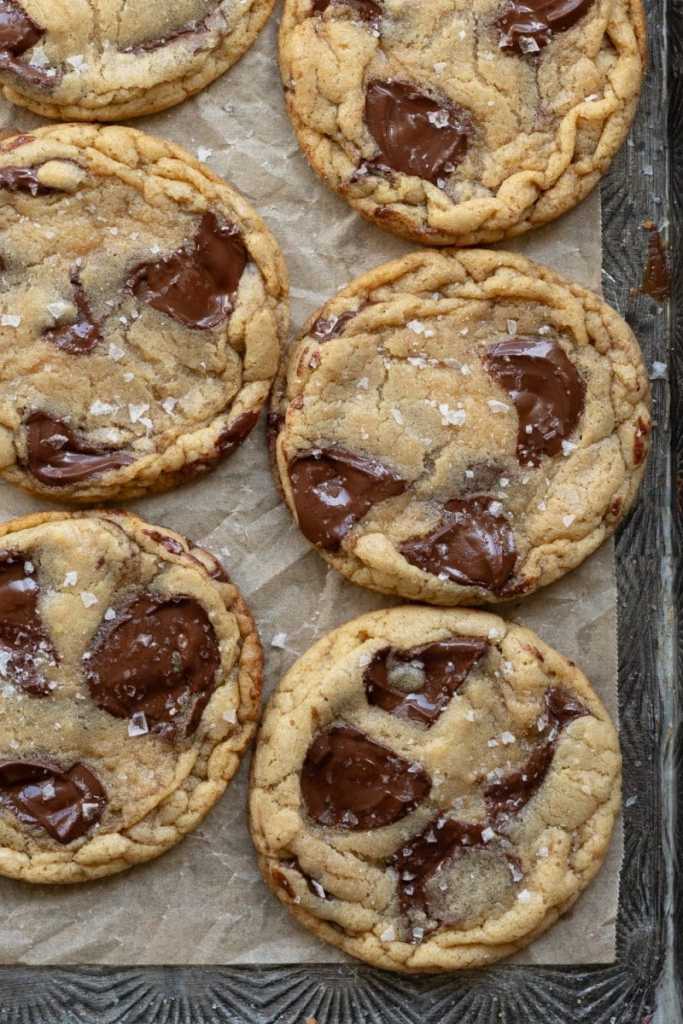 the cookies on a baking tray