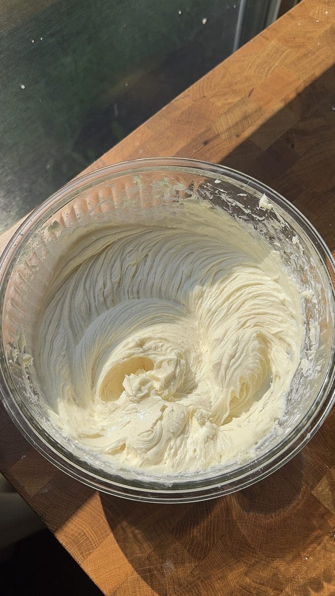 The cream cheese, sugar, and cornstarch beaten together.