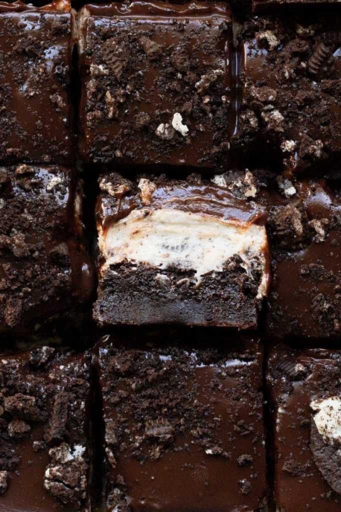 Close up cross section of the cookies and cream brownies