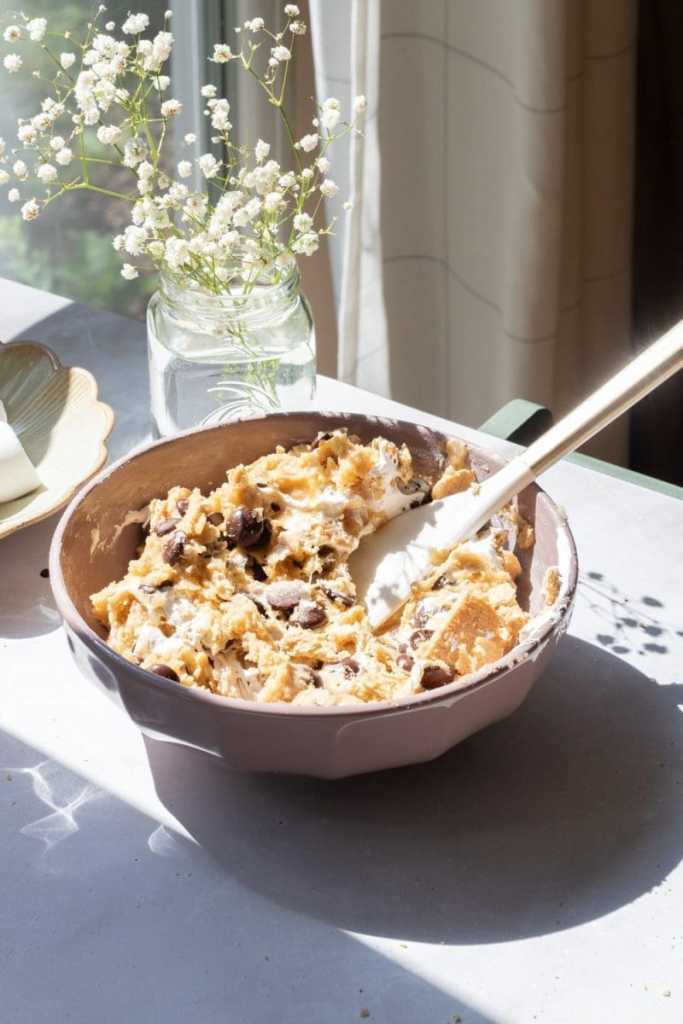 The s'mores cookie dough in a mixing bowl.