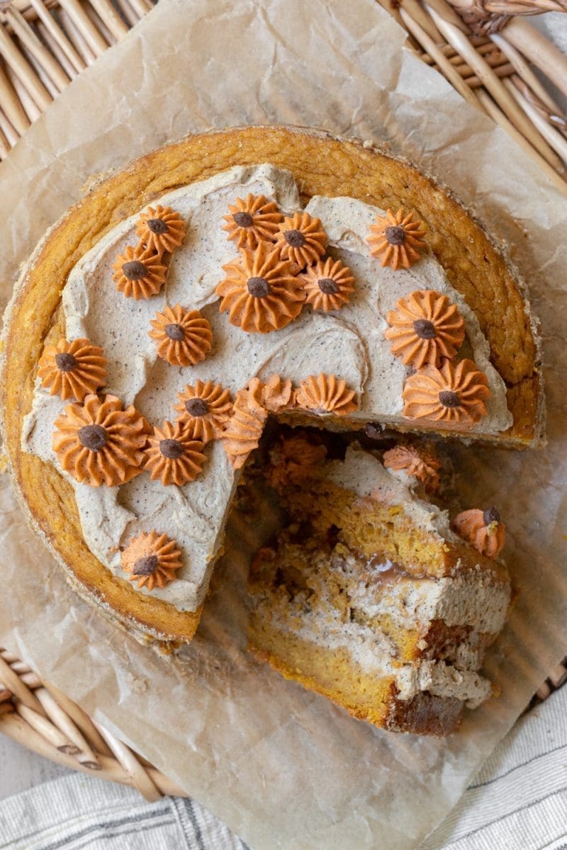 Caramel Pumpkin Spice Latte Cake