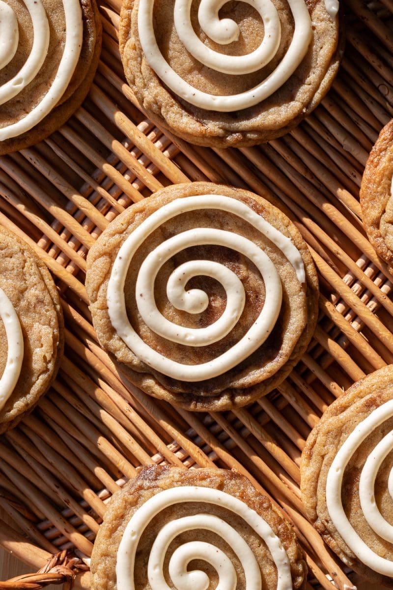 Chai Cinnamon Roll Cookies