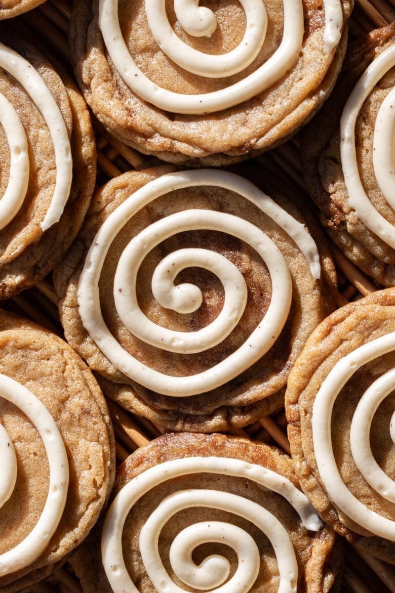 Close up of the chai cinnamon roll cookies.