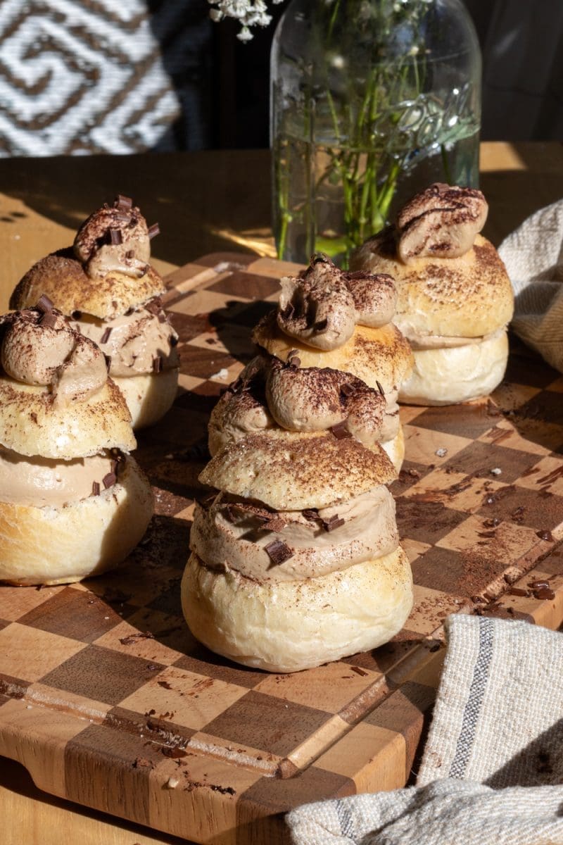 Tiramisu Cream Buns