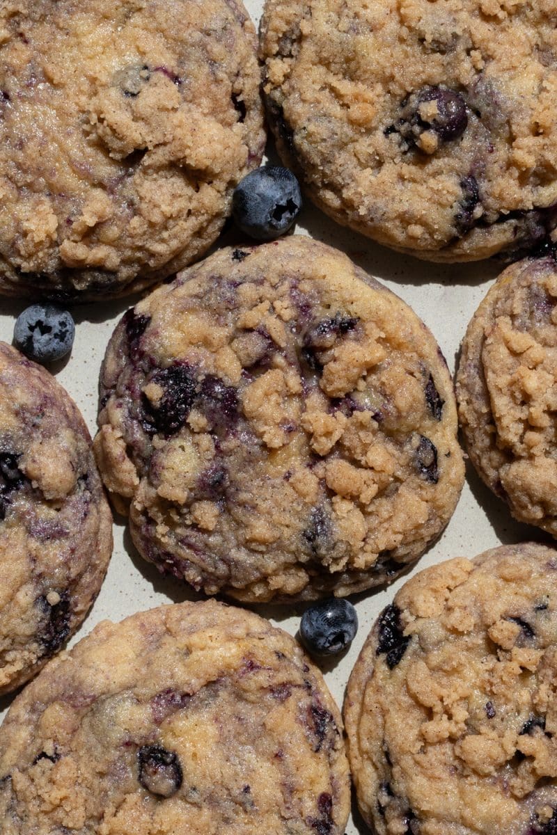 Close up of the blueberry muffin cookies.