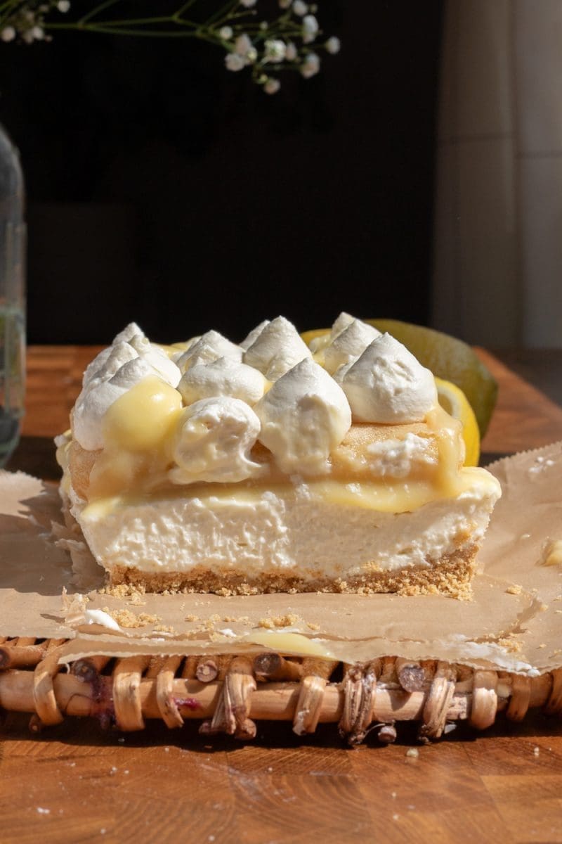 Lemon Tiramisu No Bake Cheesecake