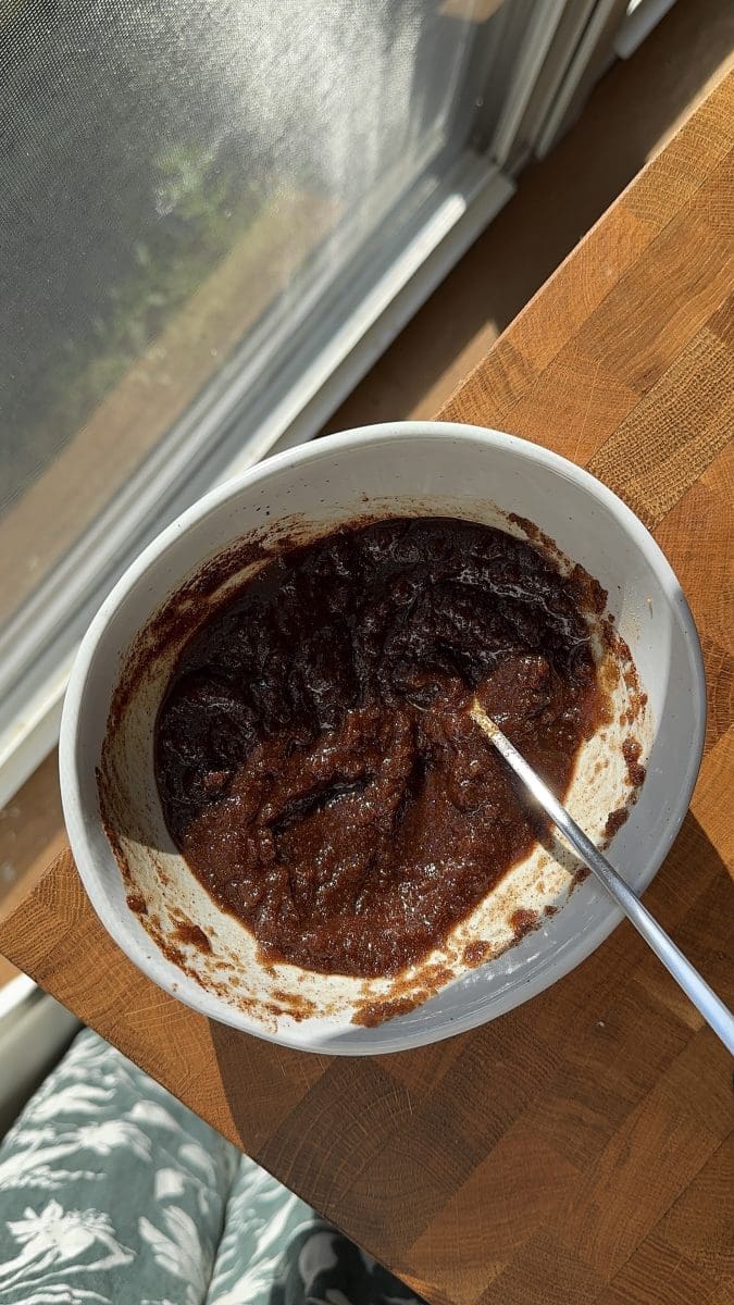 The brown sugar, pumpkin pie spice, and butter mixed together.