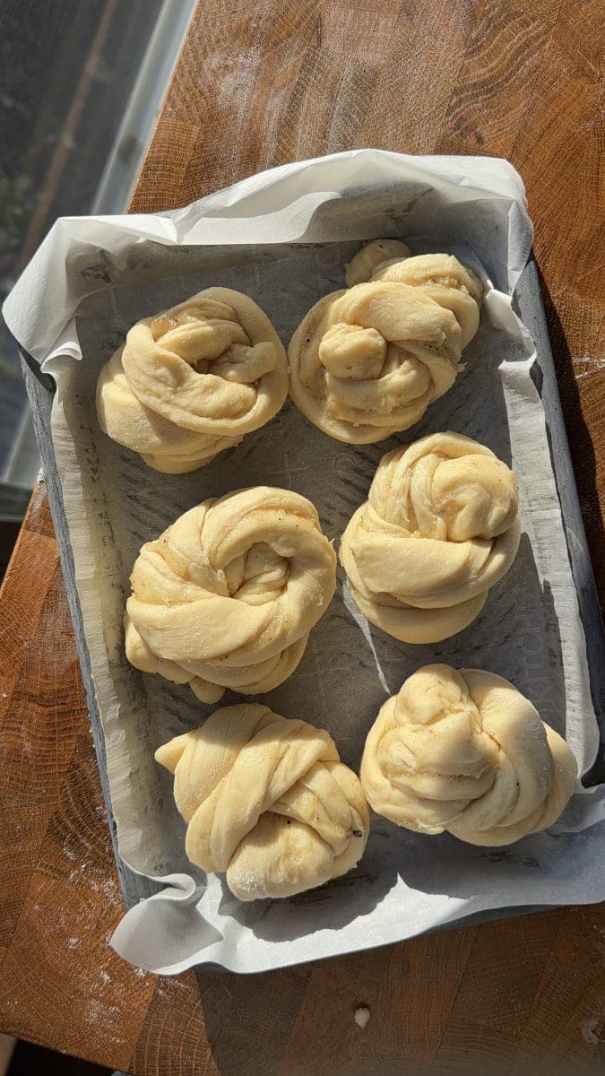 The knots on a baking tray.